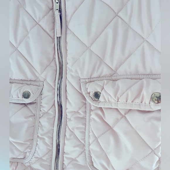 Dry Good Boutique puffer vest. Size medium, like new - hardly warn. - Picture 3 of 3